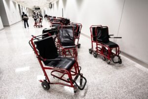 Airline trashes her $75,000 wheelchair, so she works to change law