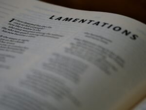 Alabama Senate Advances Legislation Mandating Ten Commandments Display in Public School Buildings