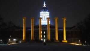 Missouri education bills swell as lawmakers race toward session deadline