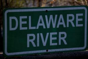 State Police: Man accused of barricading coworkers, setting fire inside Pike Creek/Wilmington Wawa