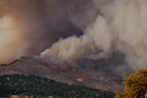 Colorado Wildfire Destroys 263 Homes Across Two Counties as Evacuations Continue